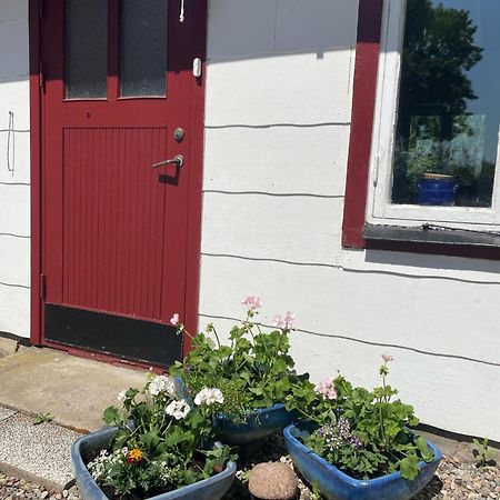 Trennegarden B&B Mjöhult Екстериор снимка